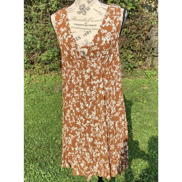 NWT Rylee Anns Dark brown and white V-neck floral mini dress - Picture 2 of 12